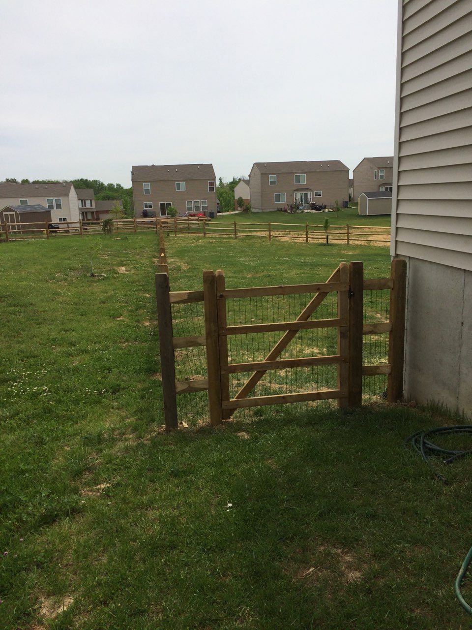 fence image